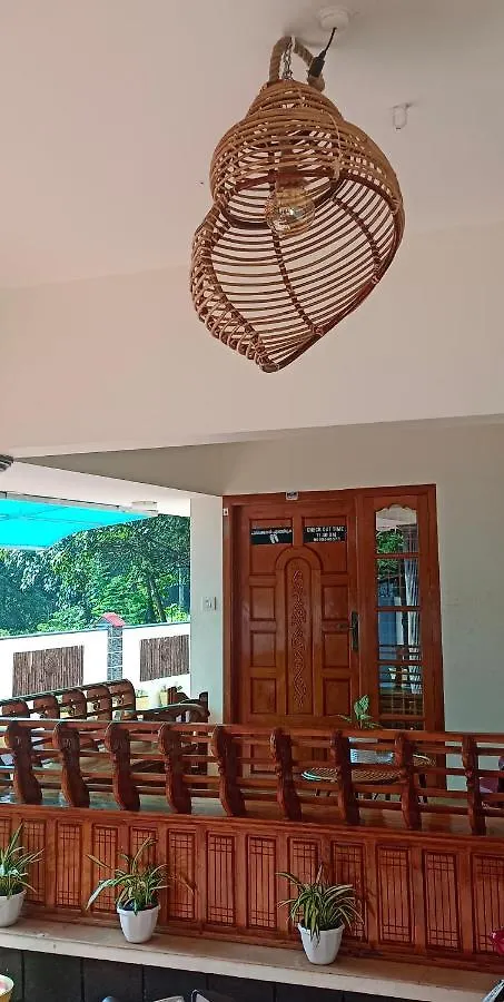 Dee Pearl Home Stay Varkala Indie